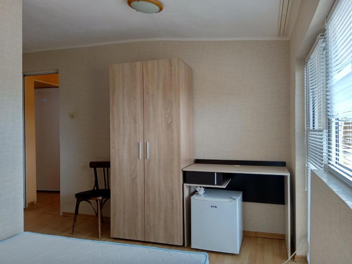 Prometei Hotell Burgas Exteriör bild